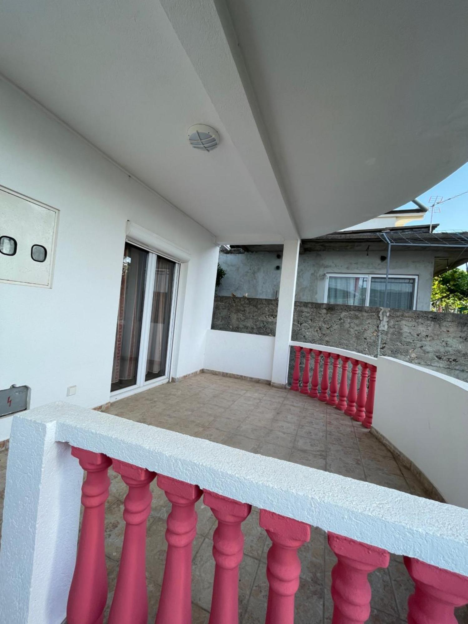 Bosfor Hotel Dobra Voda Ngoại thất bức ảnh